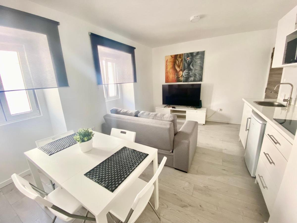 BrightHouse - Modern Apartments in Sítio Nazaré Extérieur photo